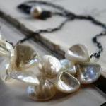 Flutter Necklace - Shell an..